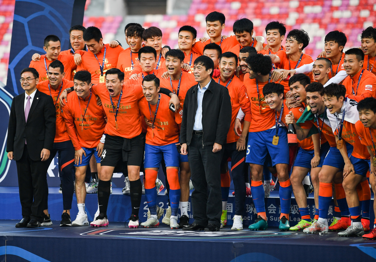 关于转会期洛杉矶湖人调整名单以备亚冠，队长鼓劲环节打磨，媒体盛赞，阵容厚度经受考验的信息-在线体育投注